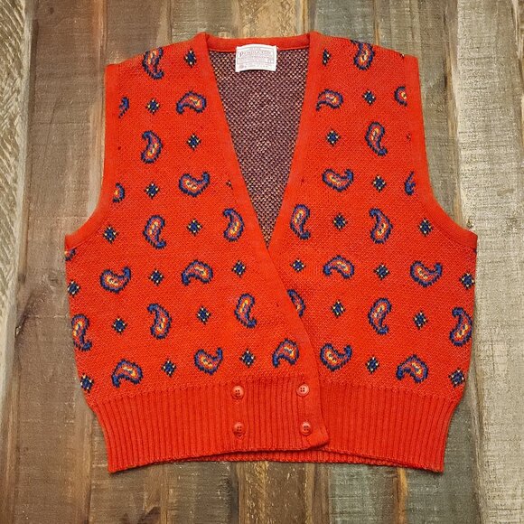 VINTAGE WOMENS PENDLETON CARDIGAN SWEATER VEST WITH PAISLEY PATTERN - Picture 1 of 9